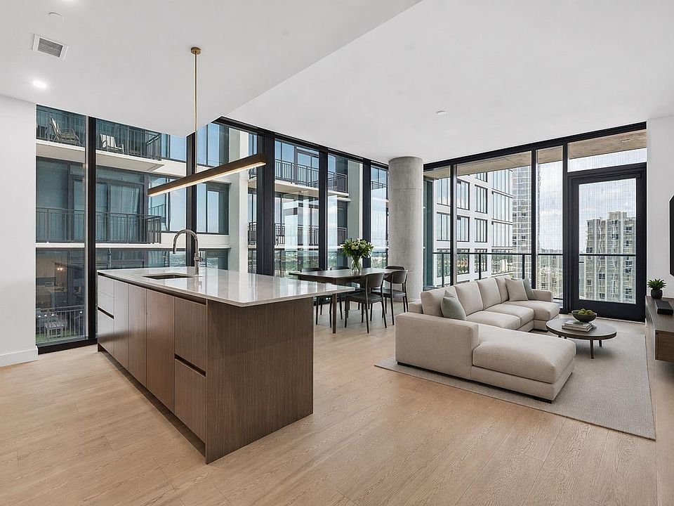 1st image of 610 Davis St #2508