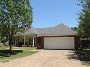 101 Holmar Dr, Brandon, MS 39047
