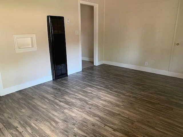 140 La Rue Ave — Photo 11