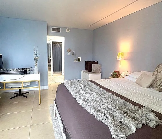 100 Bayview Dr #703 — Photo 10