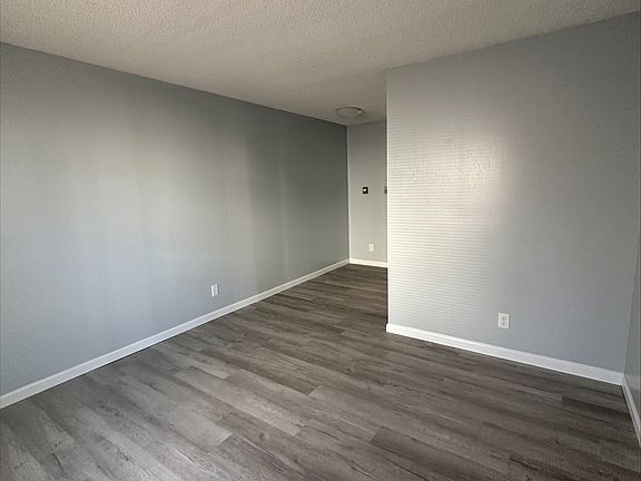 2nd image of 211 N Central Ave #11369860