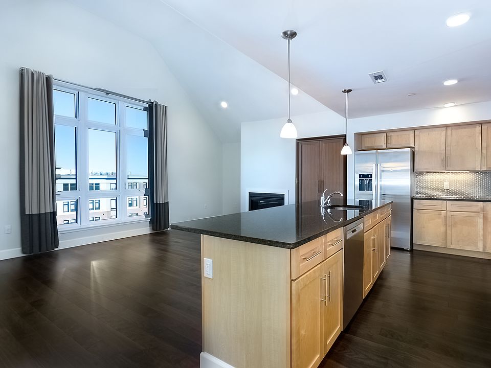 1st image of 1501 Commonwealth Ave #503