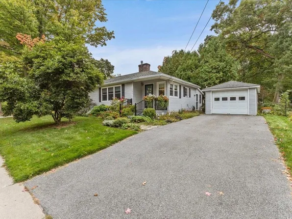 85 Gosse Court, Burlington, VT 05408