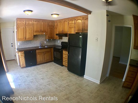 5th image of 609 W 89th St