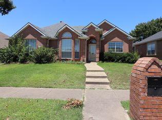 4041 Brazos Dr, Carrollton, TX 75007
