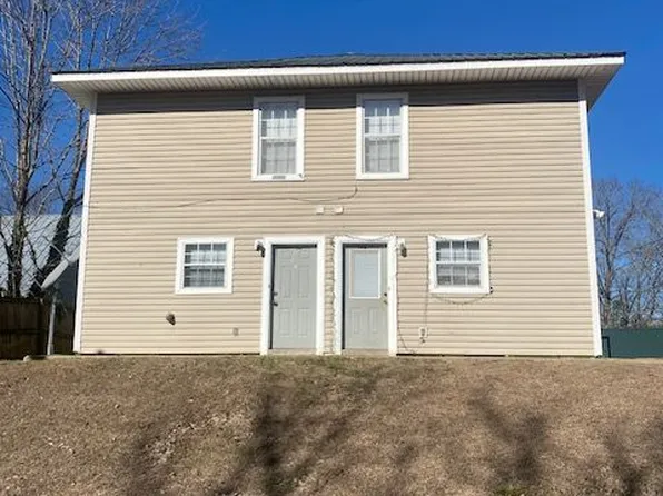 102 Indian Pointe Rd, Starkville, MS 39759