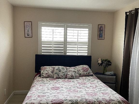 3rd image of 4566 Carmen Way