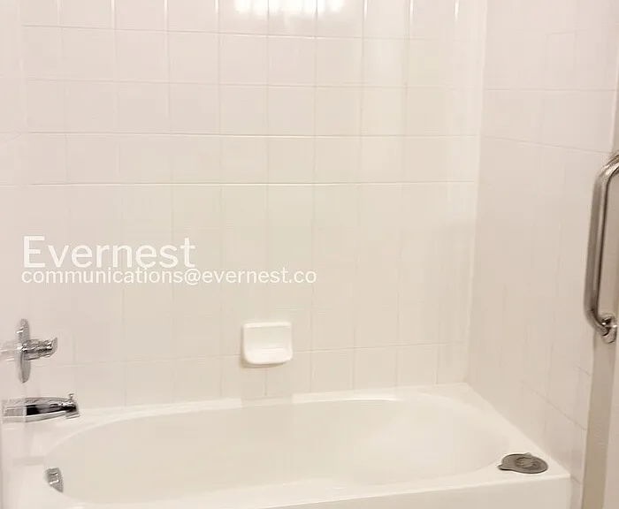 2133 Krisron Rd #E-105 — Photo 28