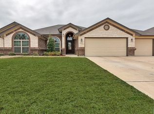 2032 Falling Leaf Ln, Harker Heights, TX 76548