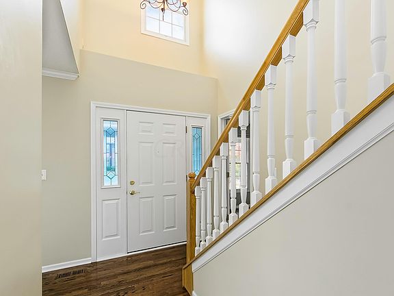 4th image of 4049 Dorset Ct
