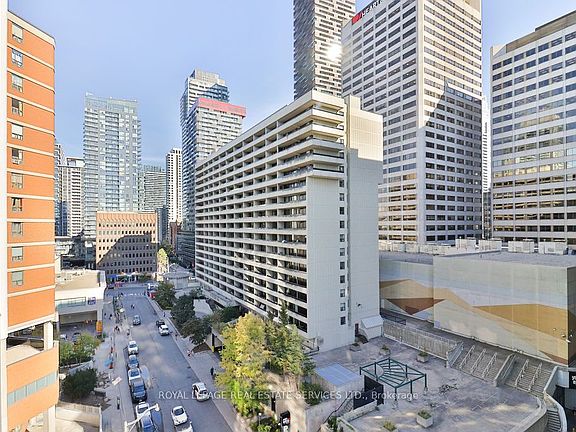 2nd image of 58 Orchard View Blvd #908