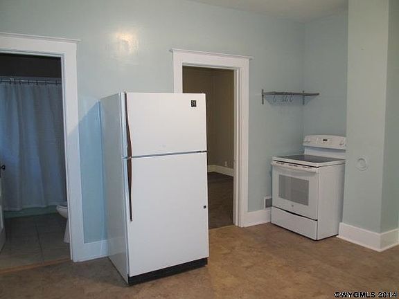 5th image of 436 Bridger Ave