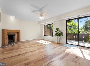 220 Stonybrook Dr, Norristown, PA 19403