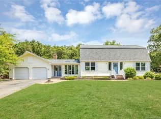 83 Bramblebush Rd, Manchester, CT 06040