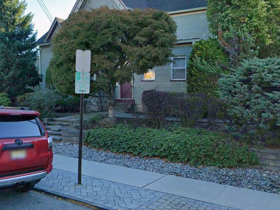 1st image of 88 Elm St #1