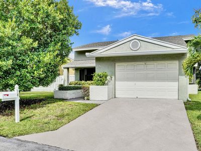 38 Paxford Lane, Boynton Beach, FL, 33426
