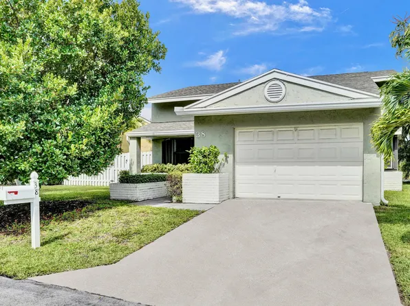 38 Paxford Lane, Boynton Beach, FL 33426