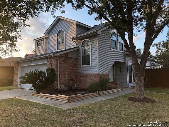 2nd image of 2919 Wood Cir