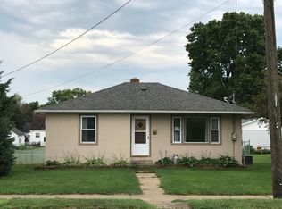 511 W Wall St, Morrison, IL 61270