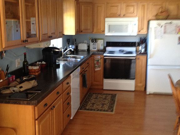 Large bright kitchen