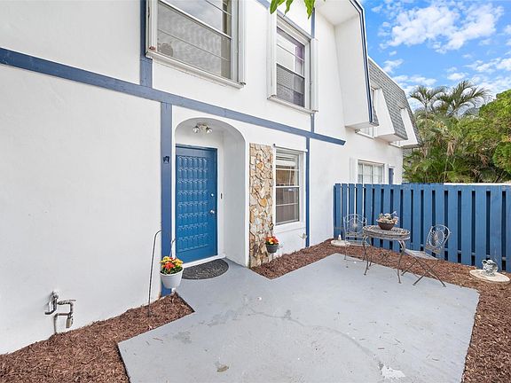 2nd image of 6776 SW 39th Court #76