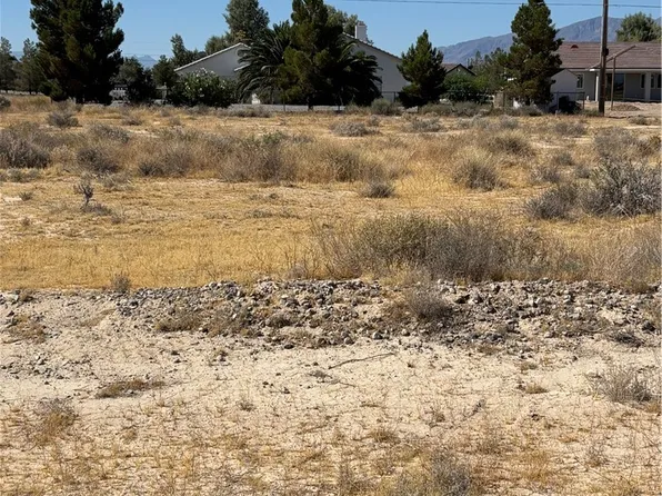 301 E Gina St, Pahrump, NV 89048