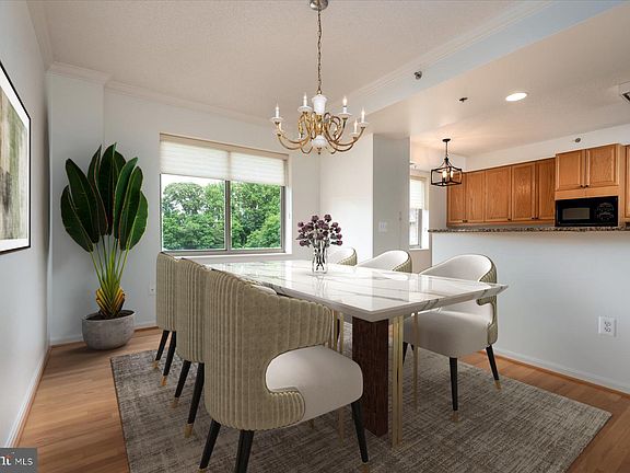 5th image of 940 Astern Way Unit 302