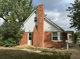 836 5th Ave W, Dickinson, ND 58601