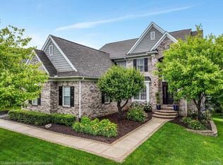 7254 N Village Dr, Clarkston, MI 48346