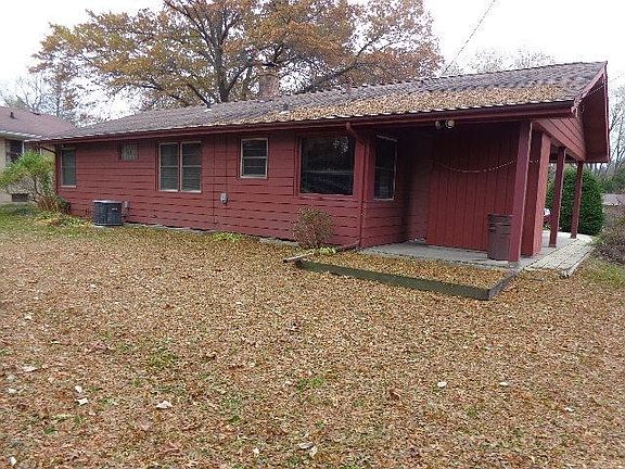 2nd image of 1304 Arden Ave