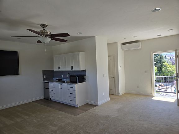 4th image of 1850 Kickapoo Ct