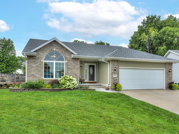 2nd image of 611 Eagle Cir