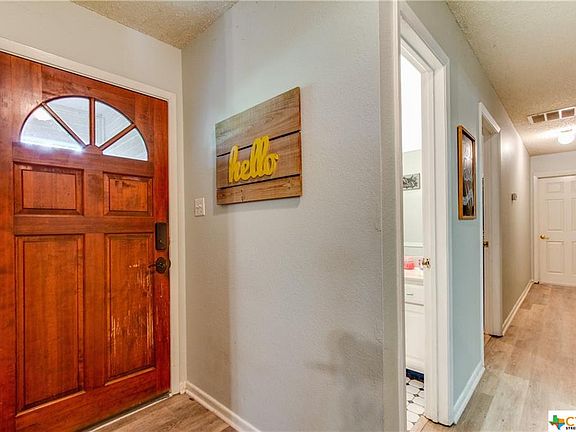 3rd image of 64 Skyridge Cir