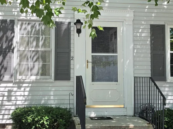2 Wyndmere Drive, Londonderry, NH 03053