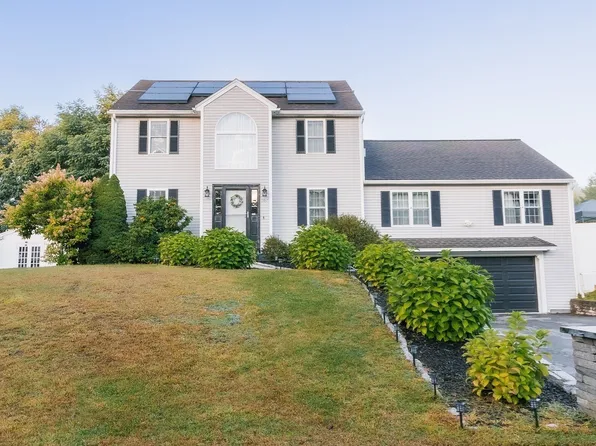 107 Bishop Rd, Fitchburg, MA 01420