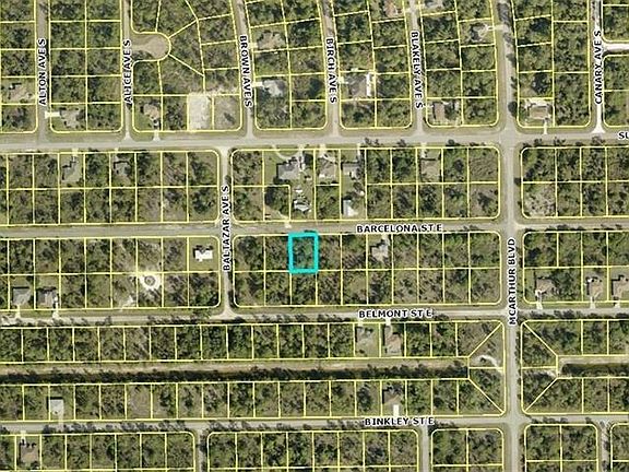 3rd image of 928 Alcalde St E