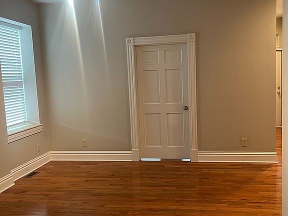 5th image of 4411 Oakland Ave Floor 1