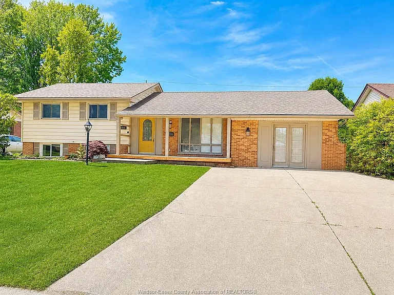 3515 Glenwood Ave — Photo 1