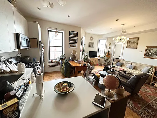 Rented by Massada Home Sales Inc | media 2