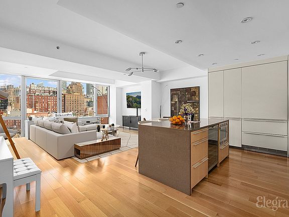 4th image of 241 W 19th St Penthouse 2