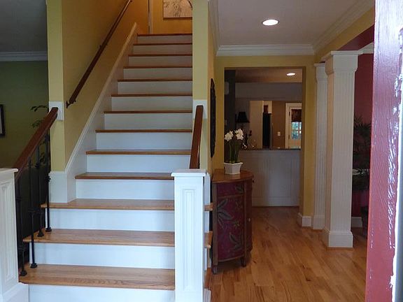 2nd image of 187 Acorn Ln