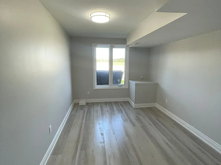 19 Greer St #BASEMENT — Photo 8