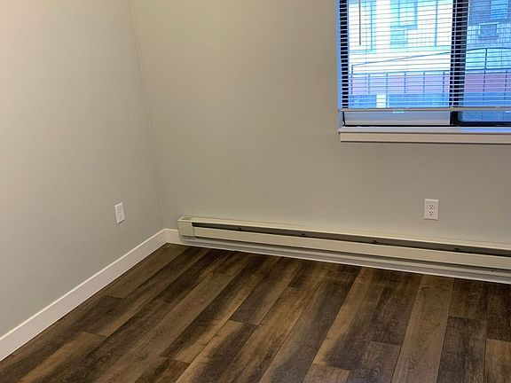 4th image of 500 S 2nd St #121