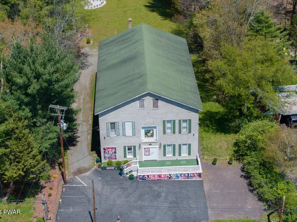 736 Texas Palmyra Hwy, Hawley, PA 18428