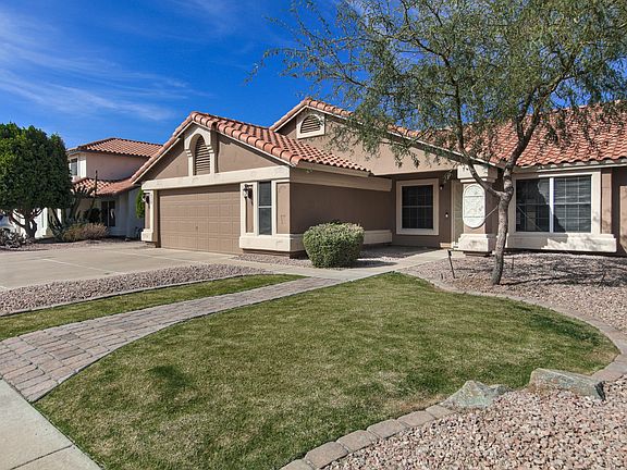 434 W Smoke Tree Rd3