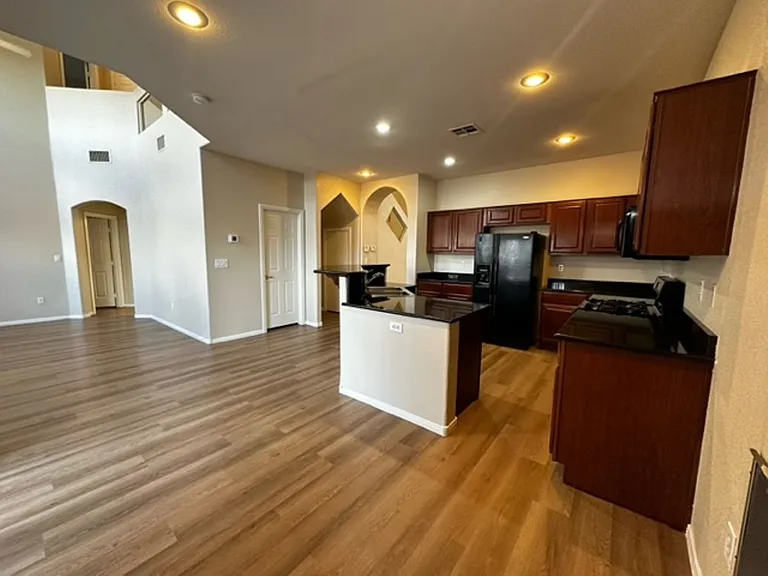 3508 Ponza Ct — Photo 9