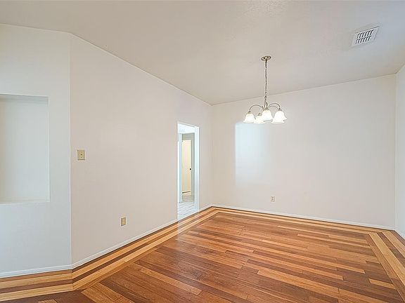 5th image of 16519 N Meadow Drive