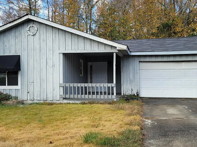 1827 Valley Brook Dr — Photo 1