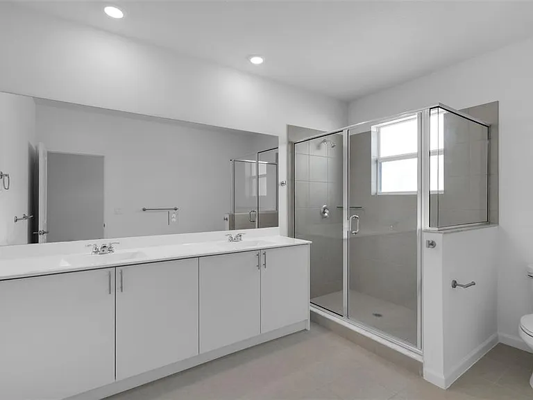 105 SW 184th Ave — Photo 19