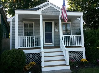 34 Prescott Hall Rd, Newport, RI 02840